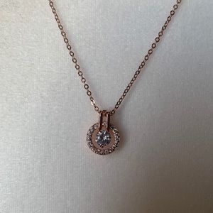 Pendent necklace